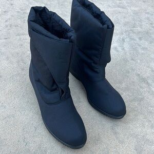 Toe Warmers Canada Velcro Faux Fur Lined cold Weather Boots Women's Size 11W